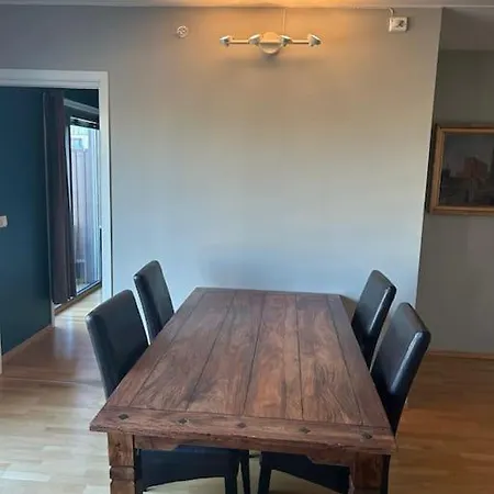 Beautiful Available For Ons!